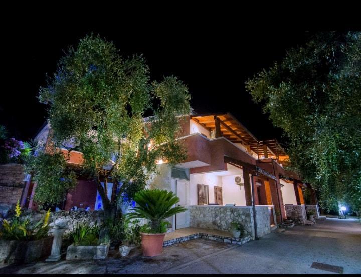Villa Calma В'єсте Екстер'єр фото